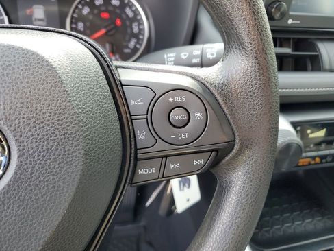 Used 2020 Toyota RAV4 LE w/ All Weather Liner Package FWD image 18