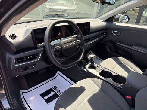 Used 2025 Kia K4 FWD image 30