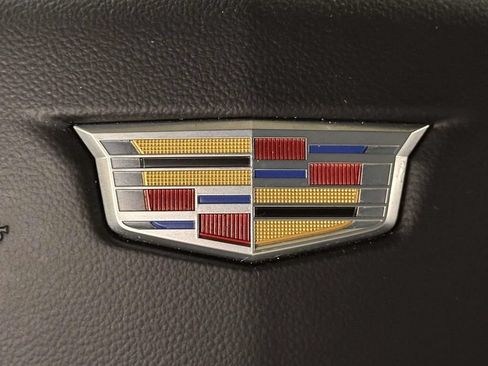 Used 2024 Cadillac XT6 Premium Luxury AWD/4WD image 27