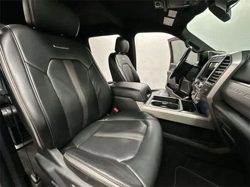 Used 2020 Ford F450 Platinum w/ FX4 Off-Road Package image 23