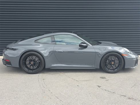 Used 2025 Porsche 911 Carrera 4 GTS image 8