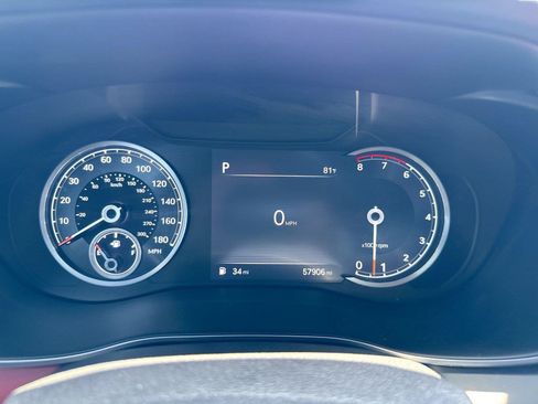 Used 2022 Genesis G70 3.3T Launch Edition RWD image 7