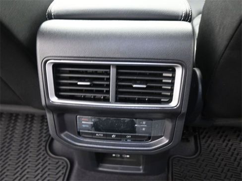 New 2026 Volkswagen Atlas SE image 27