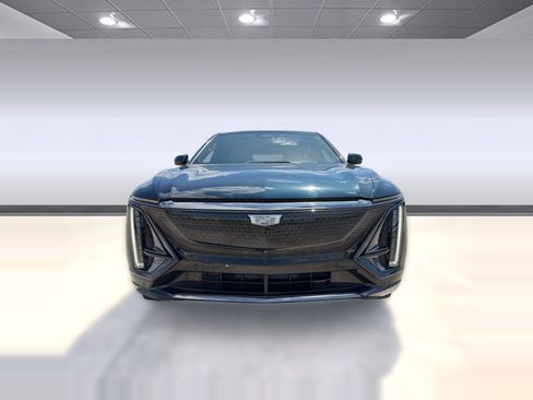 Used 2024 Cadillac Lyriq Sport RWD image 5