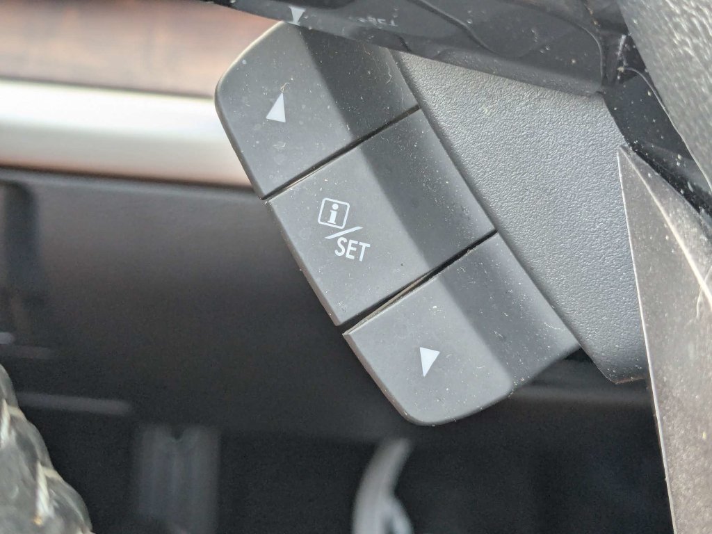 Used 2019 Subaru Outback 2.5i Limited AWD/4WD image 38