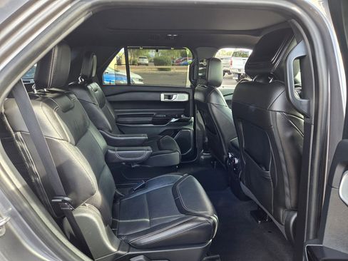 Used 2022 Ford Explorer ST w/ Equipment Group 401A image 20