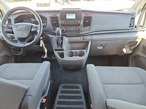 Used 2021 Ford Transit 350 XLT image 18