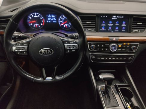 Used 2019 Kia Cadenza Technology image 22