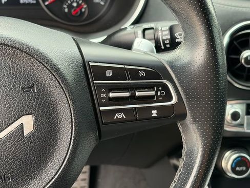 Used 2022 Kia Stinger GT2 image 23