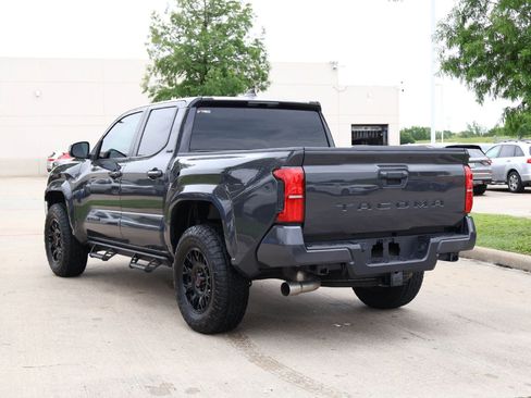 Used 2024 Toyota Tacoma SR5 RWD image 4