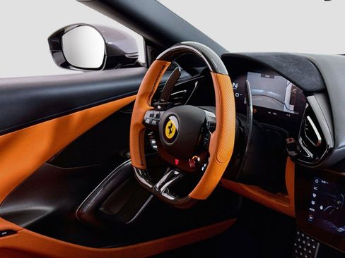 Used 2025 Ferrari 12Cilindri RWD image 28