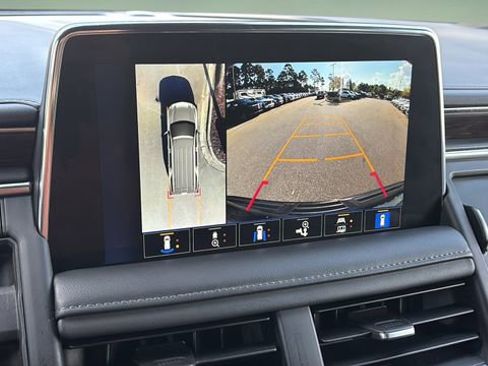 Used 2023 Chevrolet Tahoe Z71 w/ Luxury Package image 26