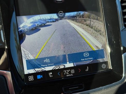 Used 2024 Volvo XC90 B6 Ultimate image 5