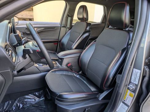 Used 2024 Ford Escape ST-Line image 23