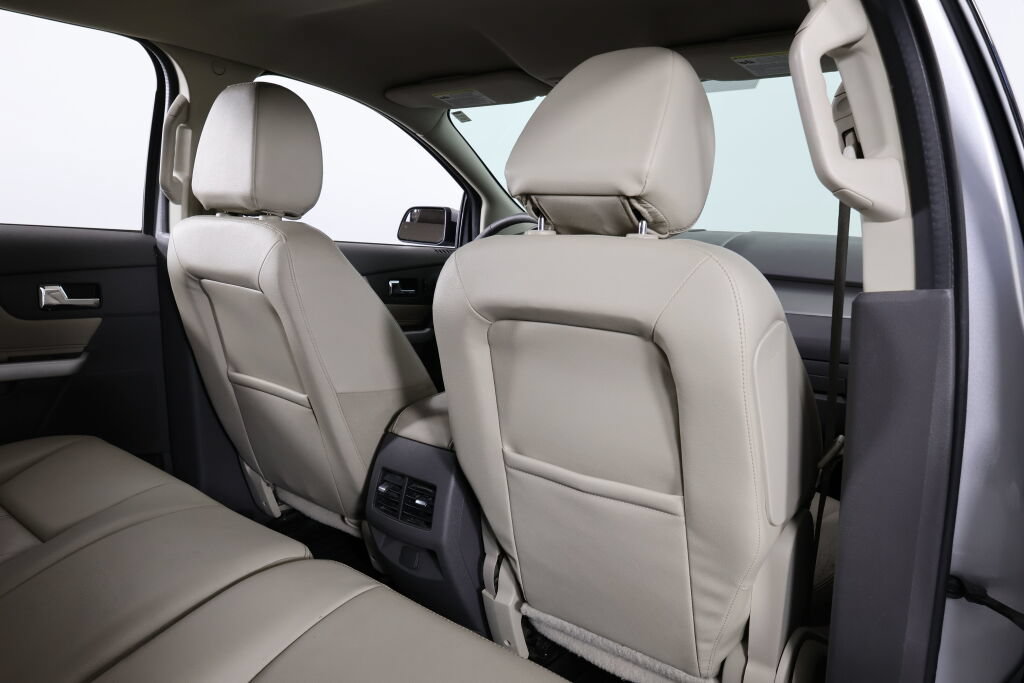 Used 2014 Ford Edge SEL w/ Equipment Group 205A AWD/4WD image 20