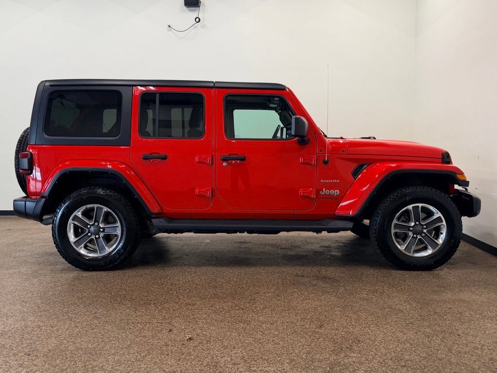 Used 2021 Jeep Wrangler Unlimited Sahara w/ Uconnect 4C Nav & Sound Group AWD/4WD image 8
