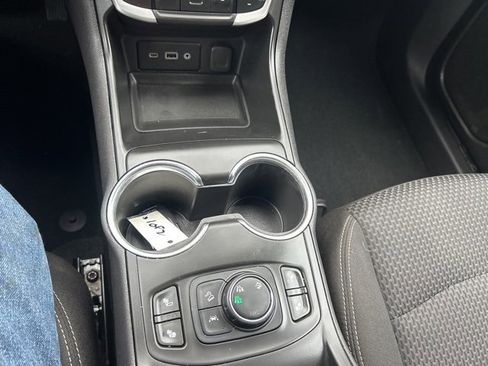 Certified 2023 GMC Terrain SLE w/ Driver Convenience Package image 24