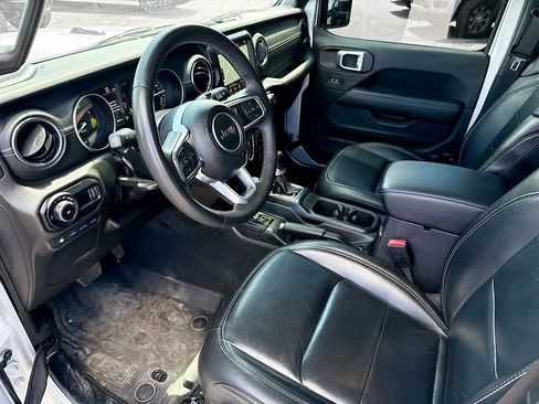 Used 2023 Jeep Wrangler Unlimited Sahara w/ Dual Top Group image 25