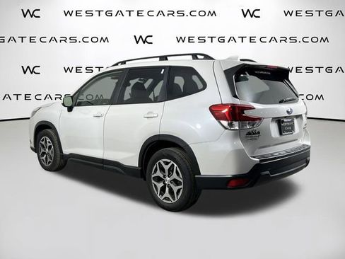 Used 2023 Subaru Forester Premium image 45