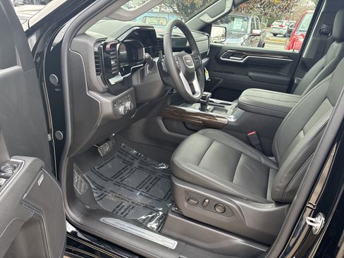 New 2026 GMC Sierra 1500 Elevation w/ Elevation Premium Package image 12