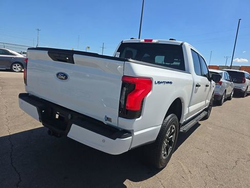 Used 2023 Ford F150 Lightning XLT image 4