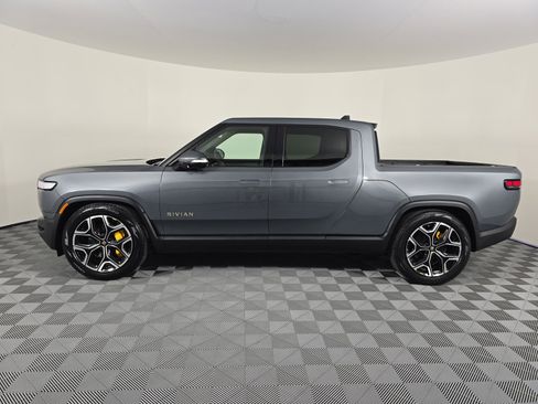 Used 2023 Rivian R1T Adventure image 2