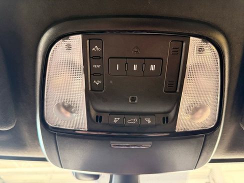 Certified 2024 Dodge Durango R/T image 31