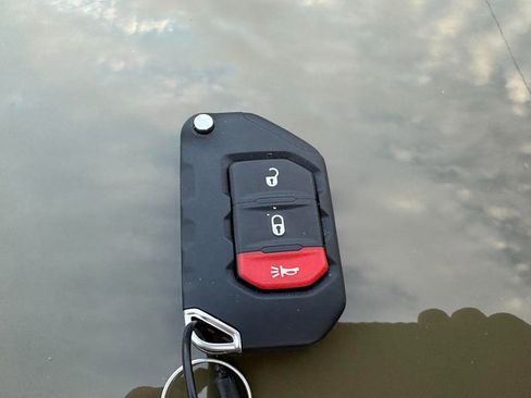 Used 2026 Jeep Wrangler Unlimited Rubicon image 46