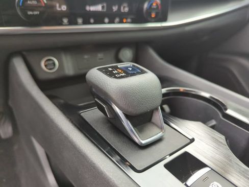 Certified 2021 Nissan Rogue SV FWD image 41