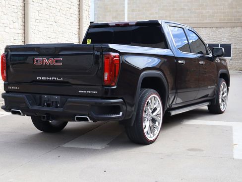 Used 2021 GMC Sierra 1500 Denali w/ Denali Ultimate Package AWD/4WD image 3