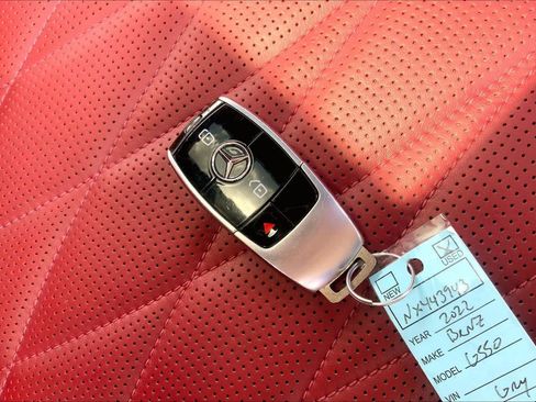 Used 2022 Mercedes-Benz G 550 image 14