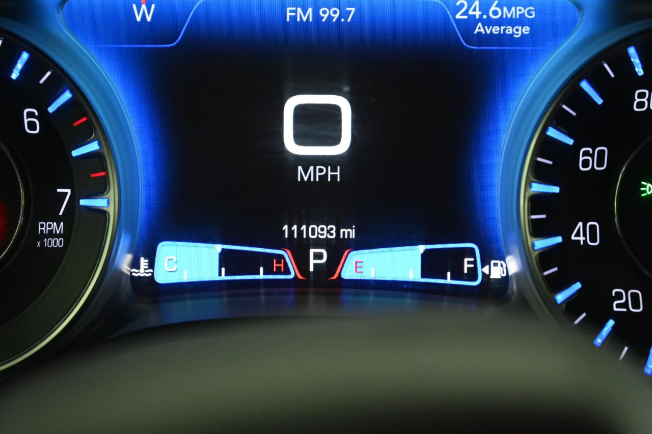 Used 2021 Chrysler 300 Touring L RWD image 24