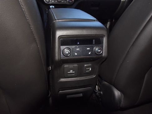 Used 2019 GMC Acadia Denali w/ Technology Package image 19