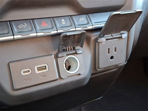 Certified 2023 Chevrolet Silverado 2500 Custom w/ Custom Value Package image 21