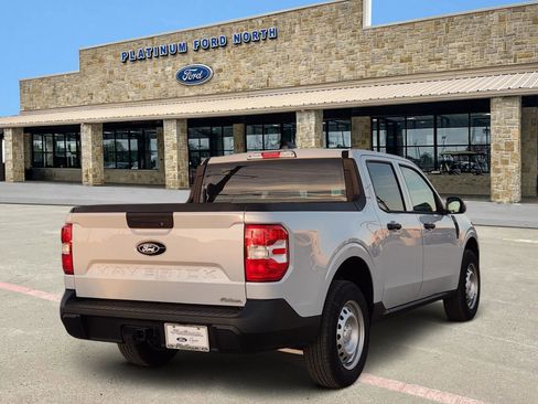 New 2026 Ford Maverick XL image 5