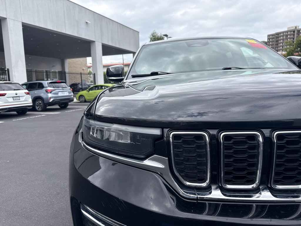Used 2024 Jeep Grand Cherokee Limited 4xe AWD/4WD image 5