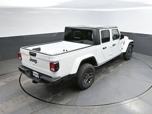 New 2026 Jeep Gladiator Sport image 34