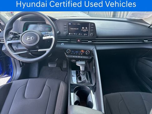 Certified 2025 Hyundai Elantra Hybrid FWD image 27