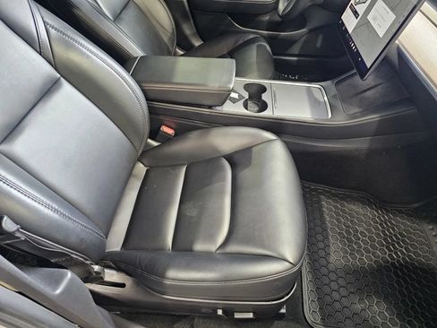 Used 2021 Tesla Model 3 Standard Range Plus RWD image 7