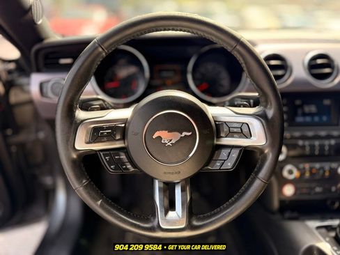 Used 2017 Ford Mustang GT RWD image 15