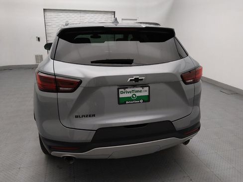 Used 2024 Chevrolet Blazer LT w/ Convenience Package FWD image 6