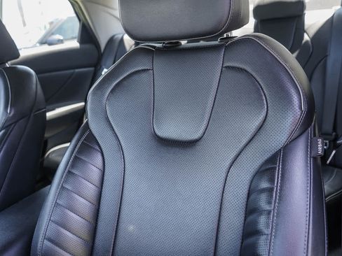 Used 2024 Hyundai Elantra Limited FWD image 27