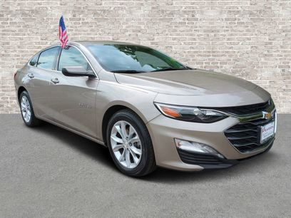 Used 2025 Chevrolet Malibu LT