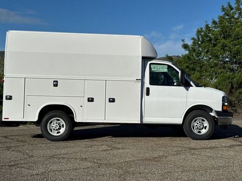 New 2026 Chevrolet Express 3500 w/ Power Convenience Package RWD image 3