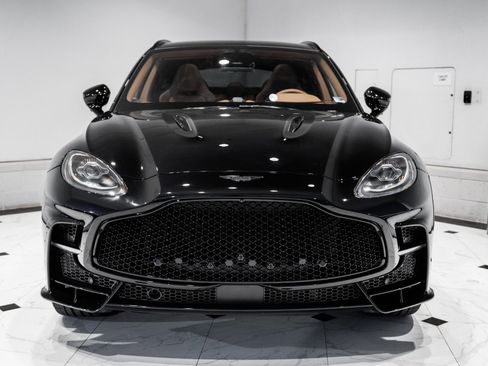New 2026 Aston Martin DBX S image 7
