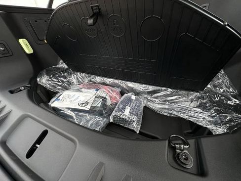 New 2025 Ford F150 Lightning Flash image 36