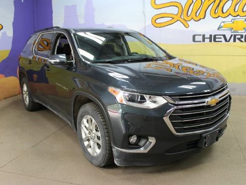 Used 2019 Chevrolet Traverse LT w/ LPO, Floor Liner Package AWD/4WD image 4