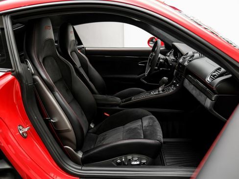 Used 2019 Porsche 718 Cayman GTS RWD image 40