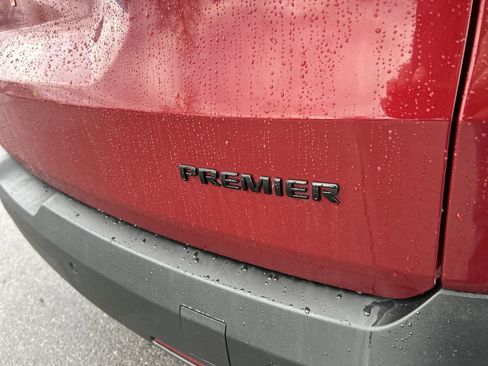 Used 2021 Chevrolet Traverse LT w/ LPO, Blackout Package image 10