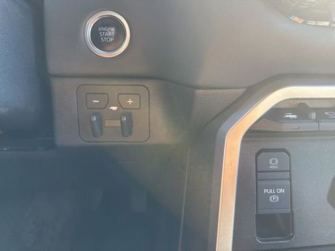 Used 2023 Toyota Tundra Platinum w/ Advanced Package image 31